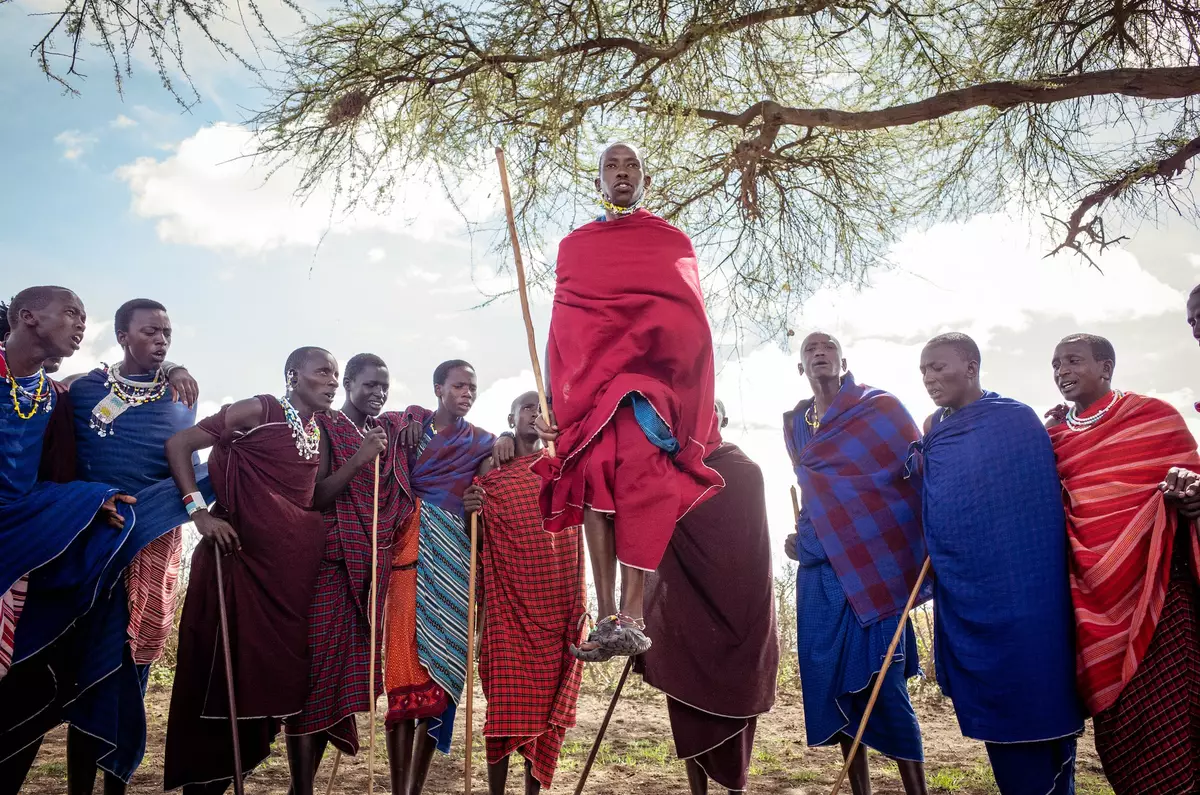 Welcome ceremony of Masai's Serengeti